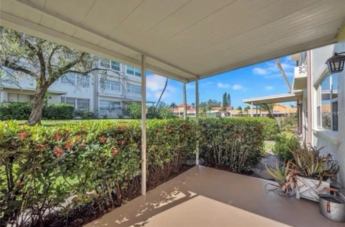 KALMIA CONDO - Residential