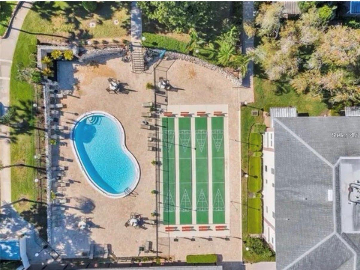 KALMIA CONDO - Residential