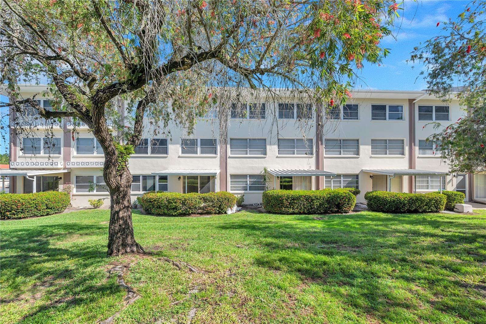 KALMIA CONDO - Residential