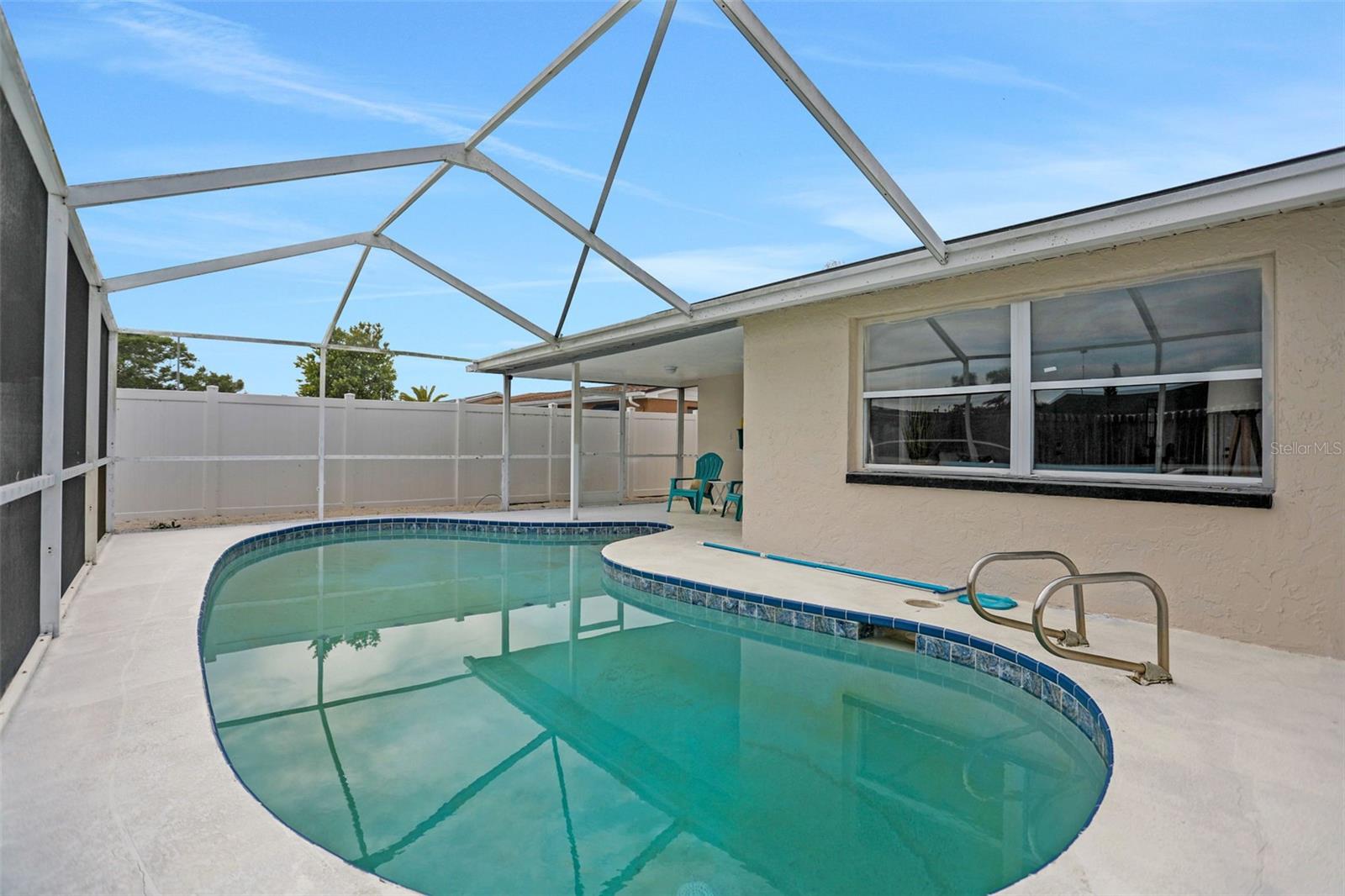 EMBASSY HILLS - Residential