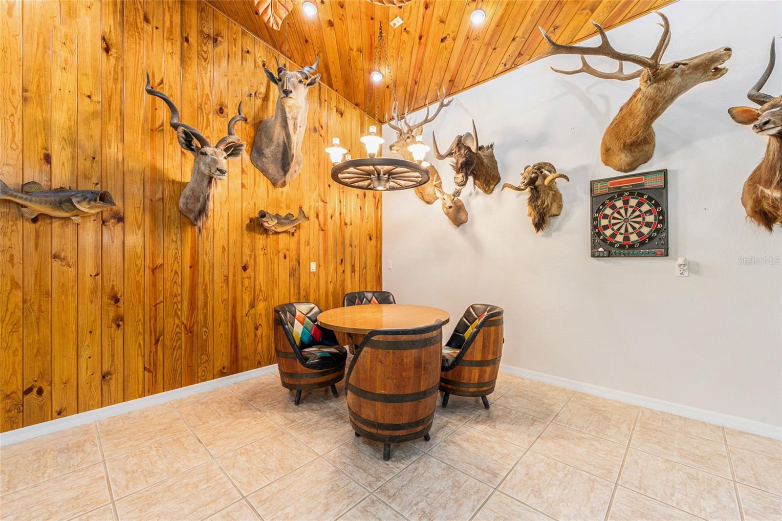 SHADY ACRES - Residential