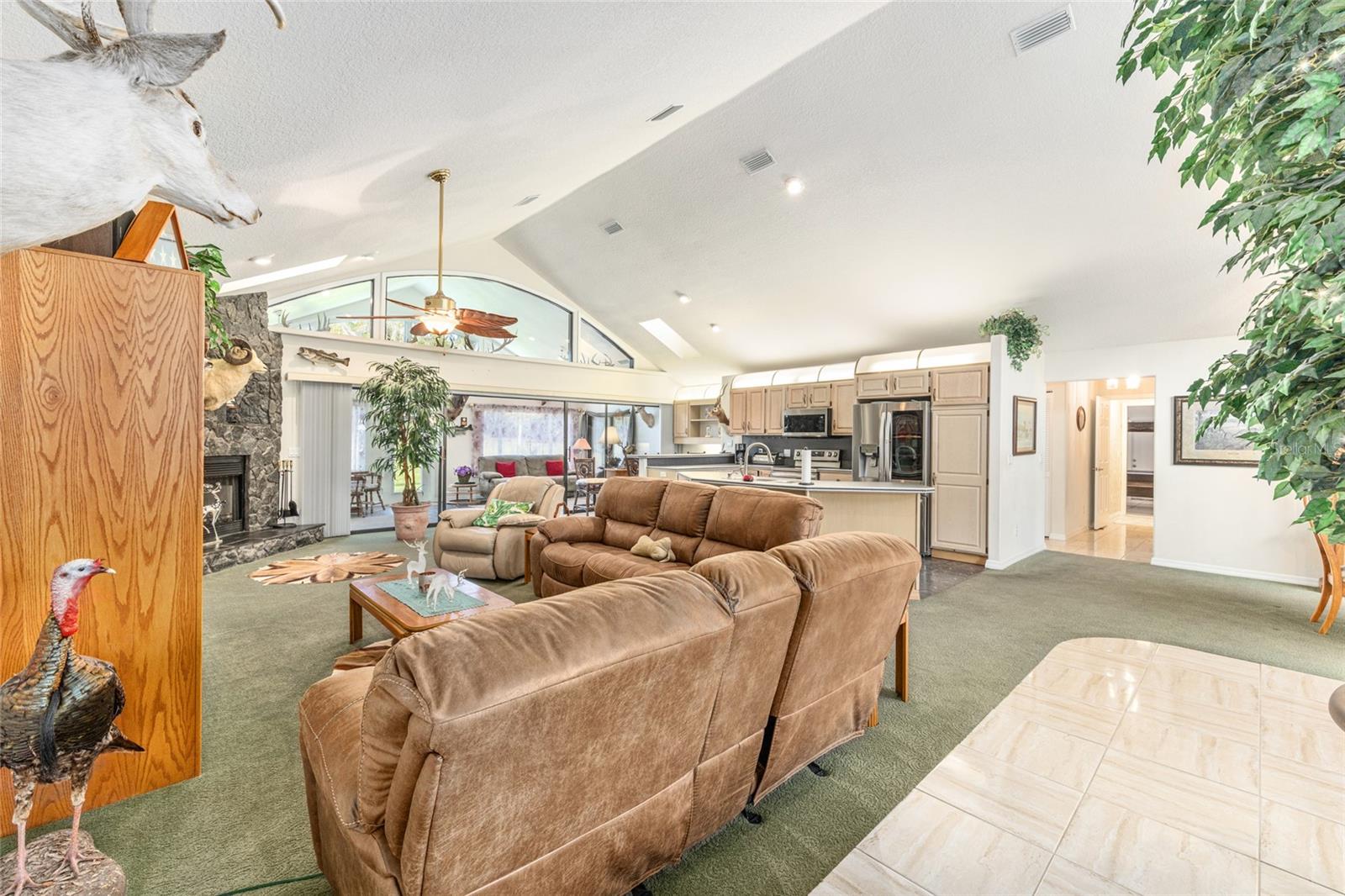 SHADY ACRES - Residential