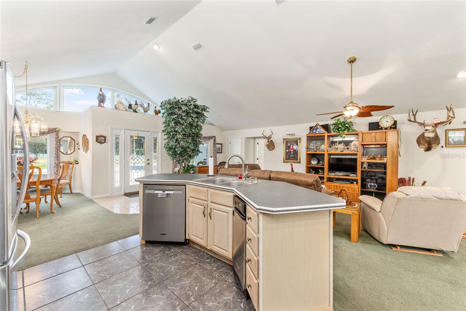 SHADY ACRES - Residential