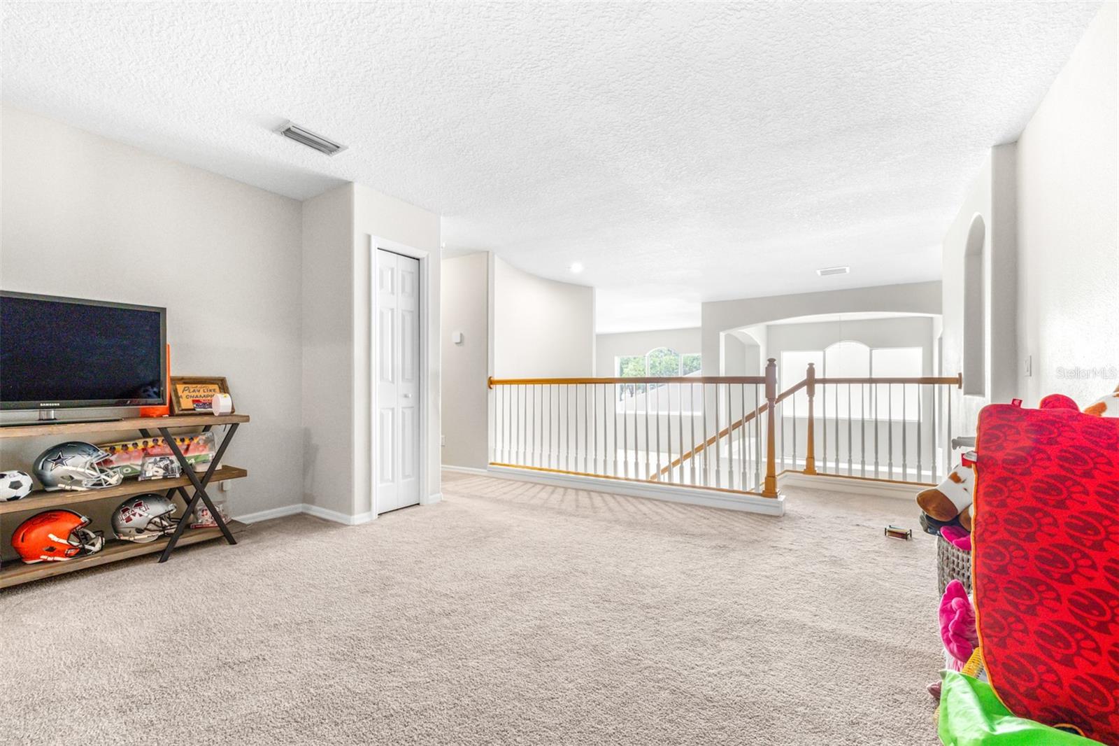RIVER HILLS COUNTRY CLUB PARCE - Residential