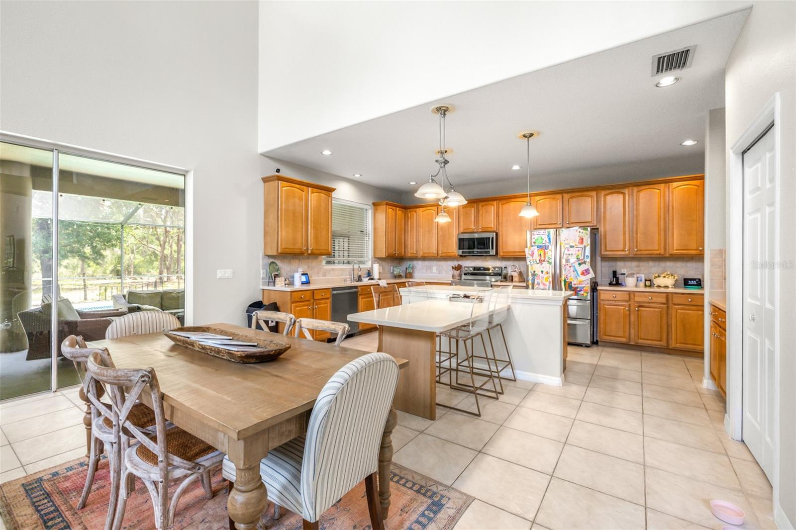 RIVER HILLS COUNTRY CLUB PARCE - Residential