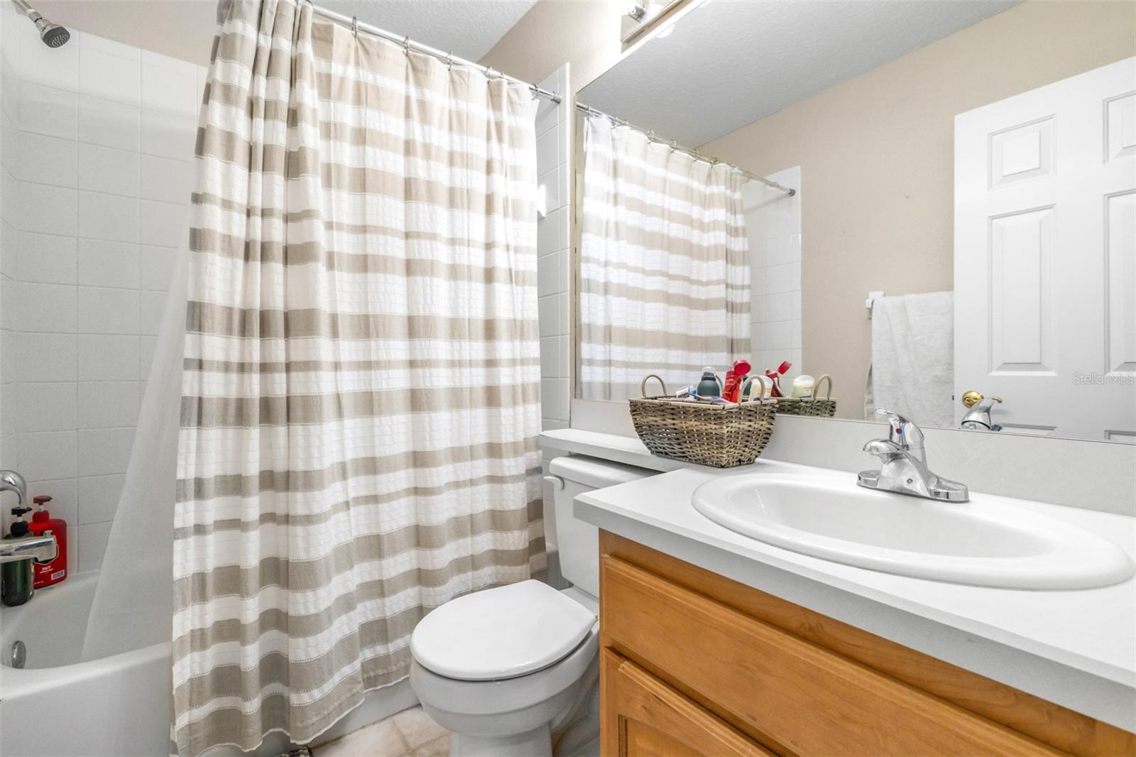 RIVER HILLS COUNTRY CLUB PARCE - Residential