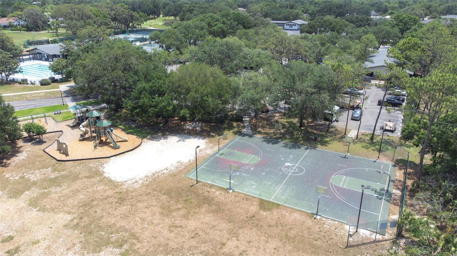 RIVER HILLS COUNTRY CLUB PARCE - Residential