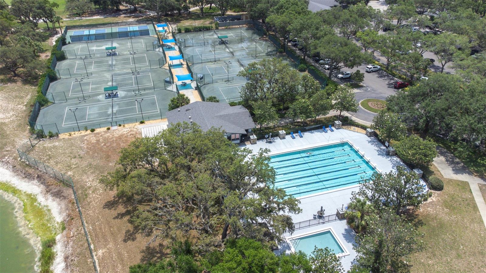 RIVER HILLS COUNTRY CLUB PARCE - Residential