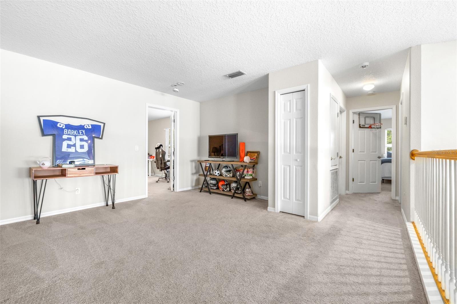 RIVER HILLS COUNTRY CLUB PARCE - Residential