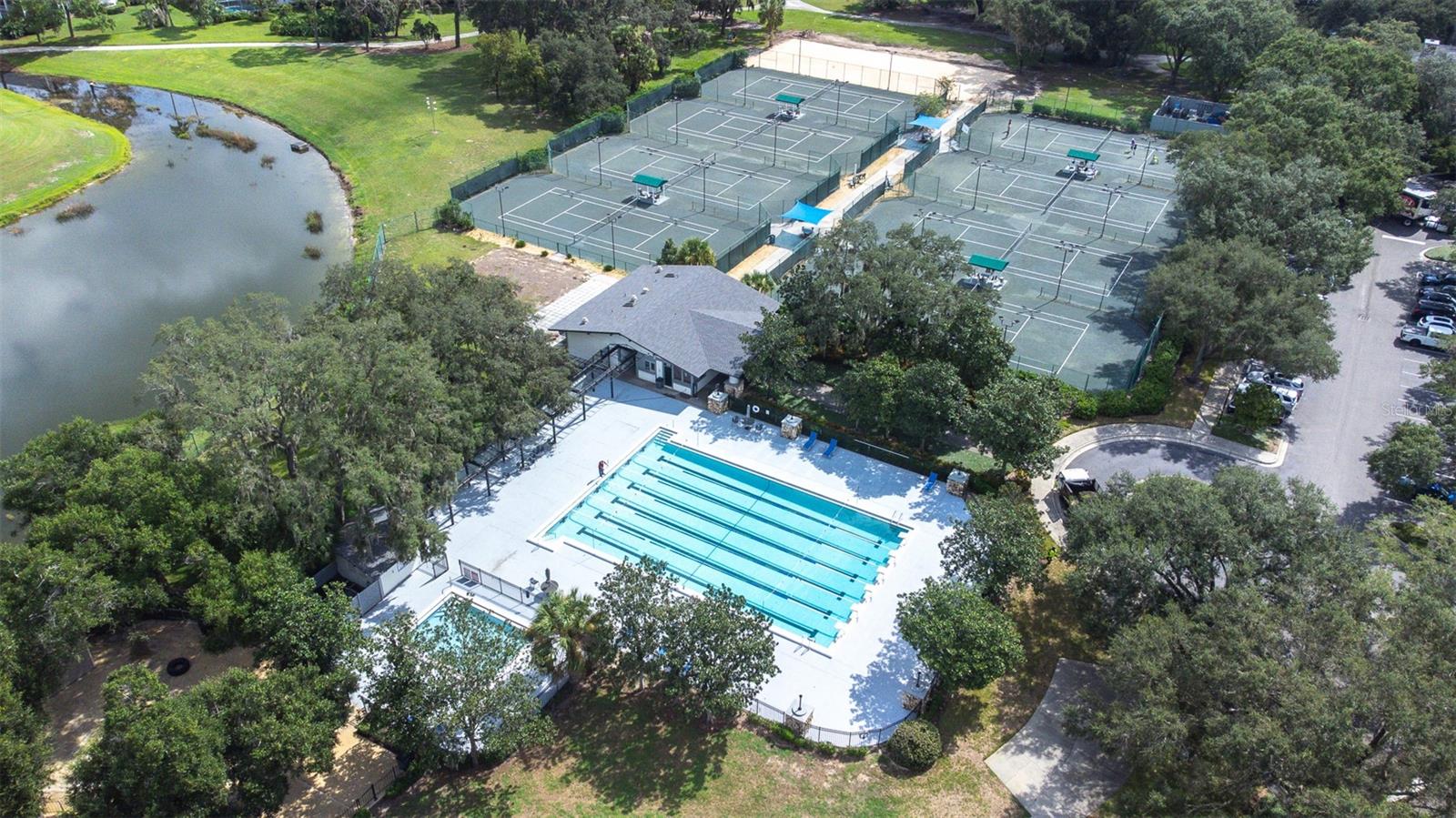 RIVER HILLS COUNTRY CLUB PARCE - Residential
