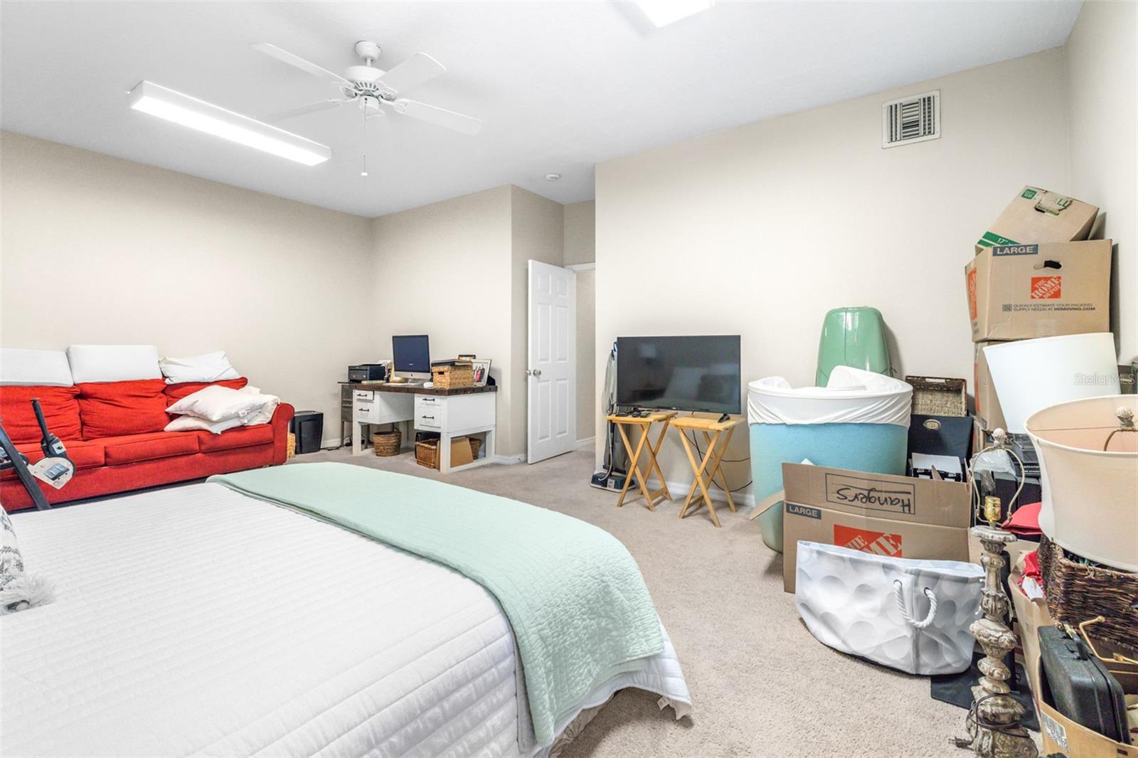 RIVER HILLS COUNTRY CLUB PARCE - Residential