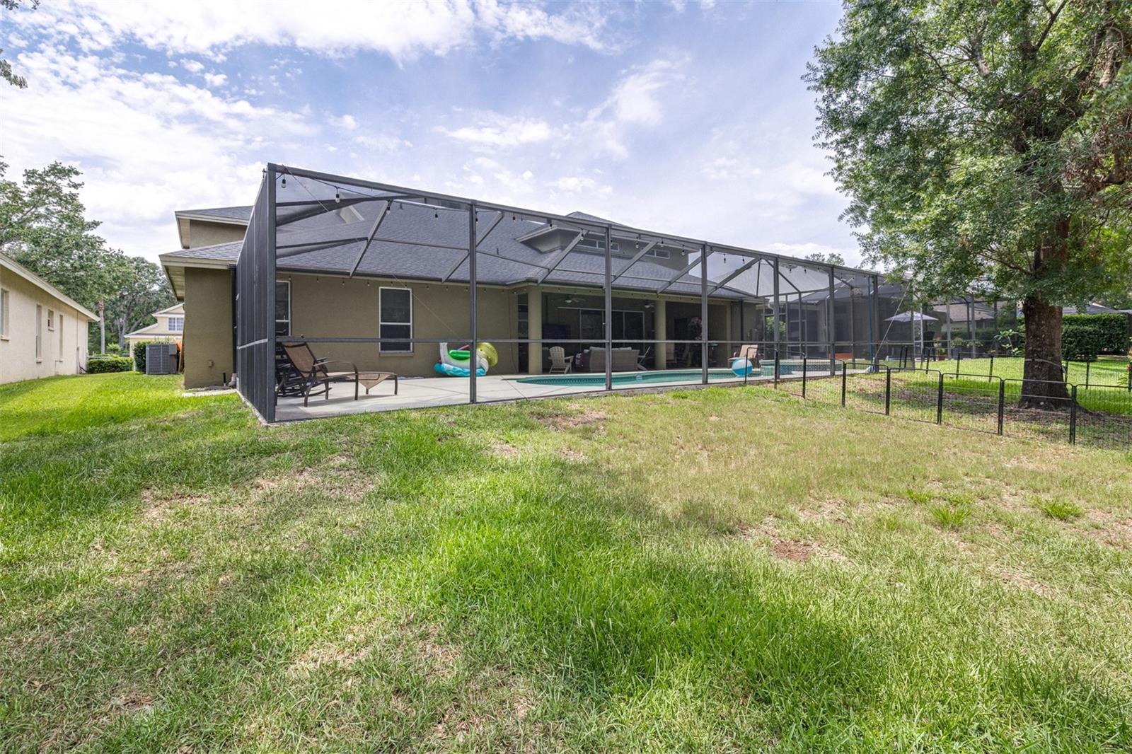 RIVER HILLS COUNTRY CLUB PARCE - Residential