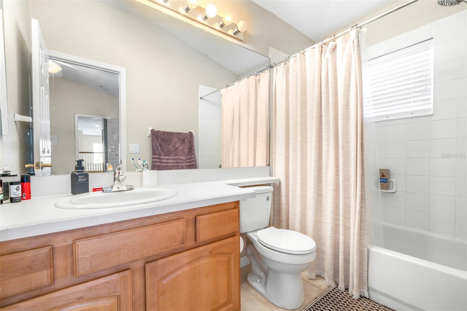 RIVER HILLS COUNTRY CLUB PARCE - Residential