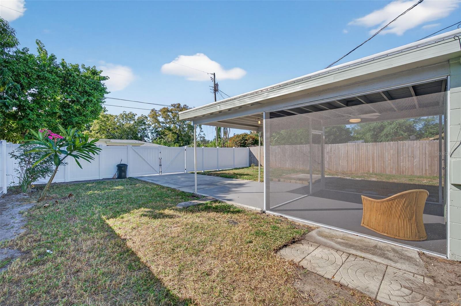 PASADENA GARDENS GULFVIEW SEC - Residential Lease