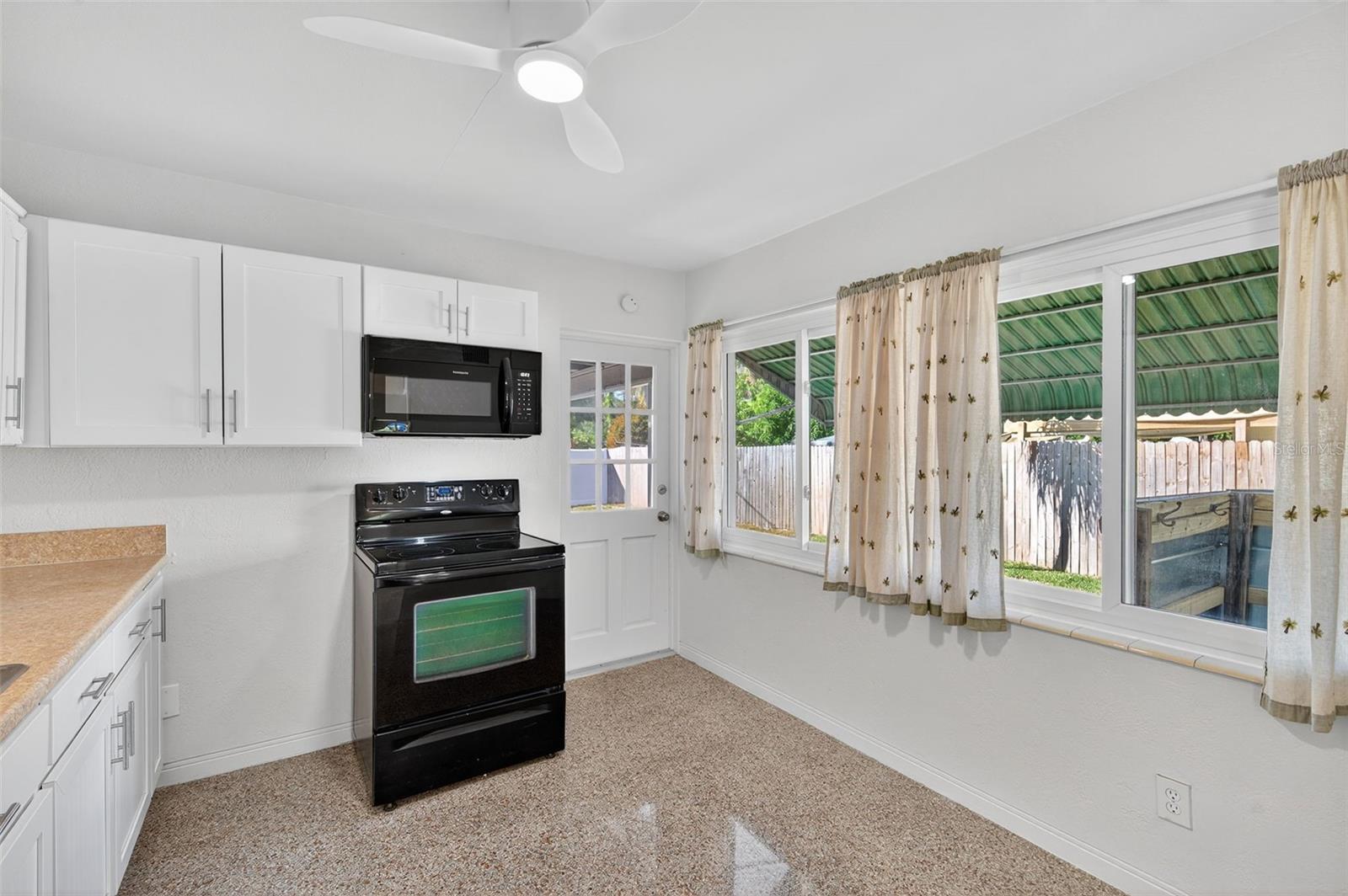 PASADENA GARDENS GULFVIEW SEC - Residential Lease