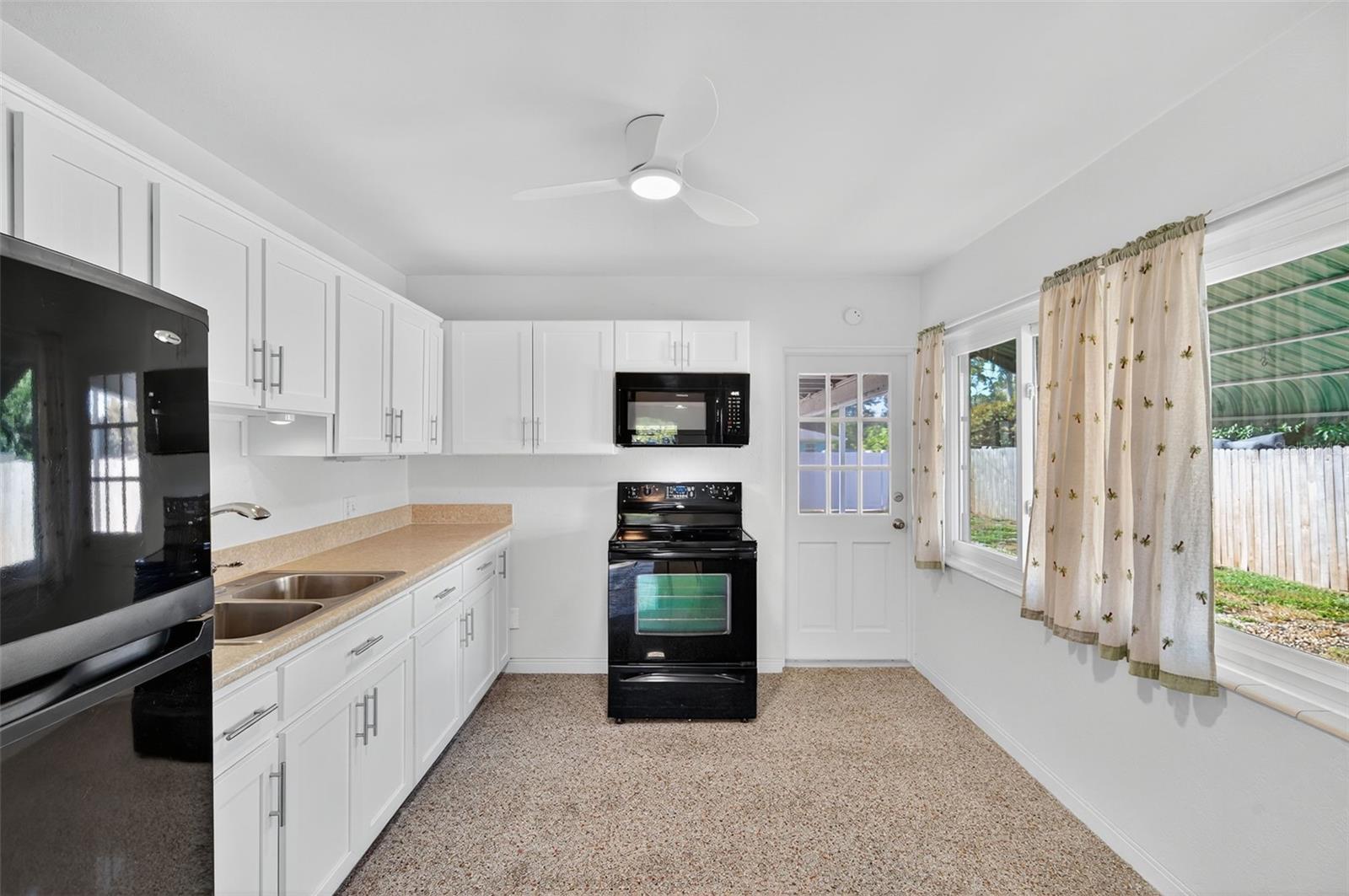 PASADENA GARDENS GULFVIEW SEC - Residential Lease