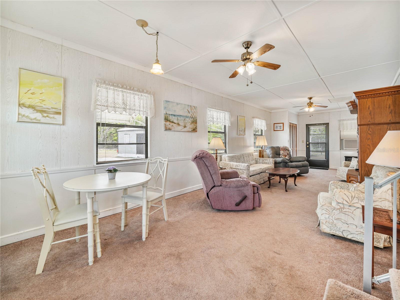 SADDLEBAG LAKE - Residential