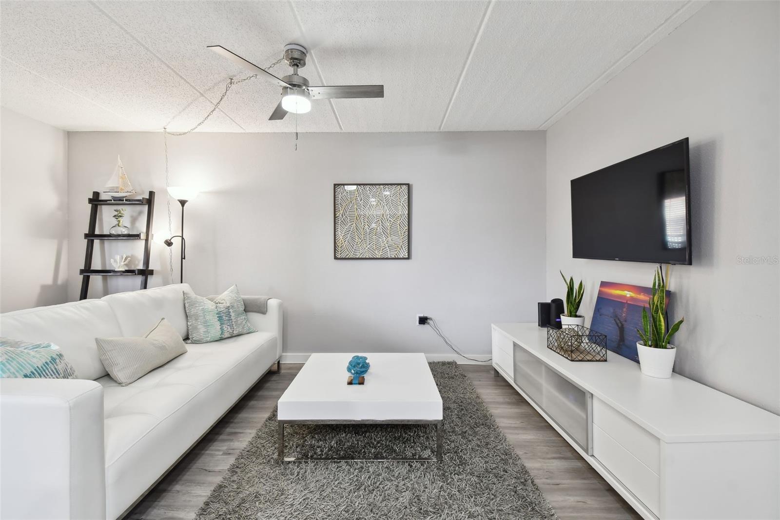 BOCA SHORES CONDO - Residential