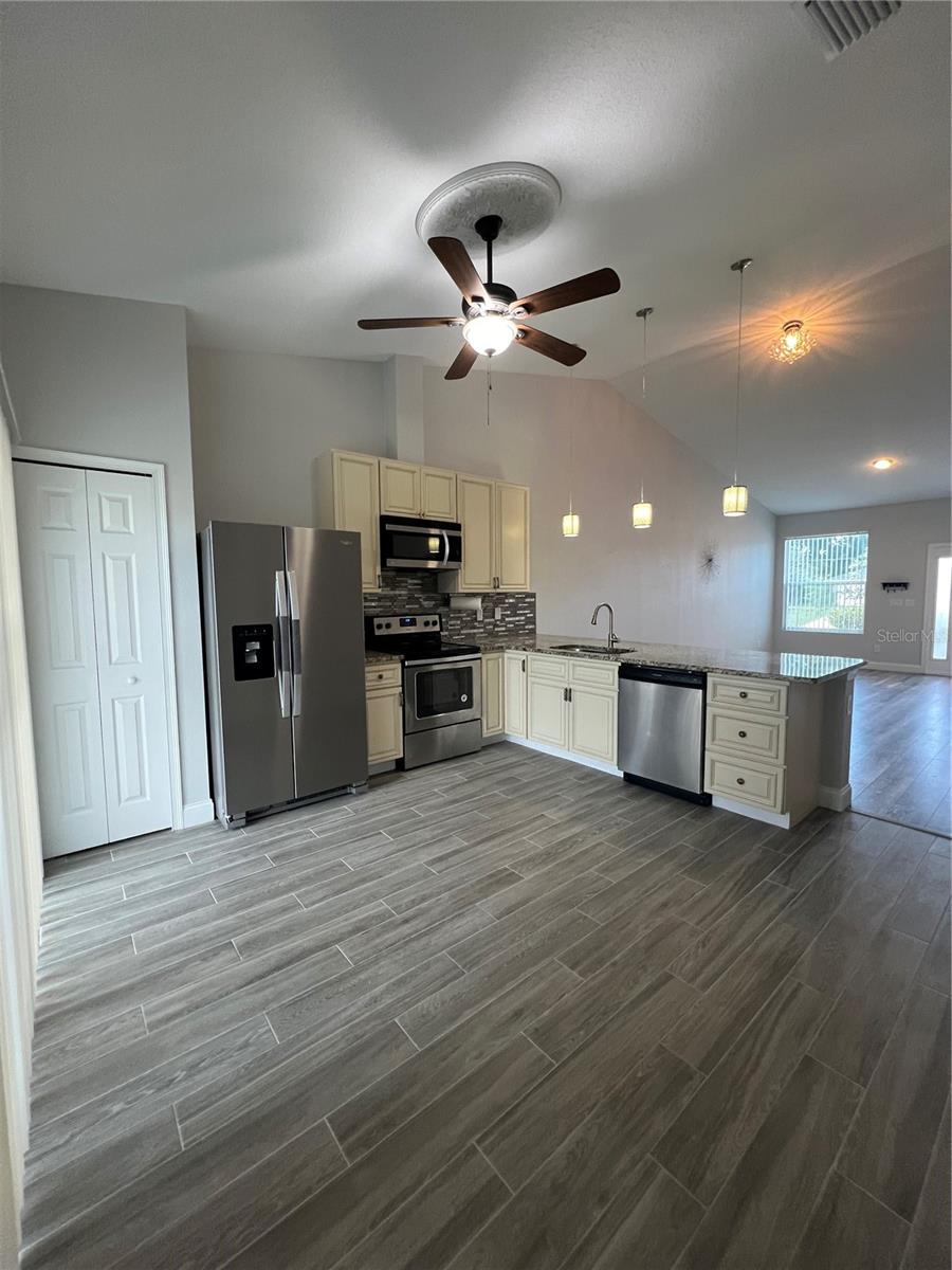 PALM COAST SEC 27 BLK 58 & 59 - Residential Lease