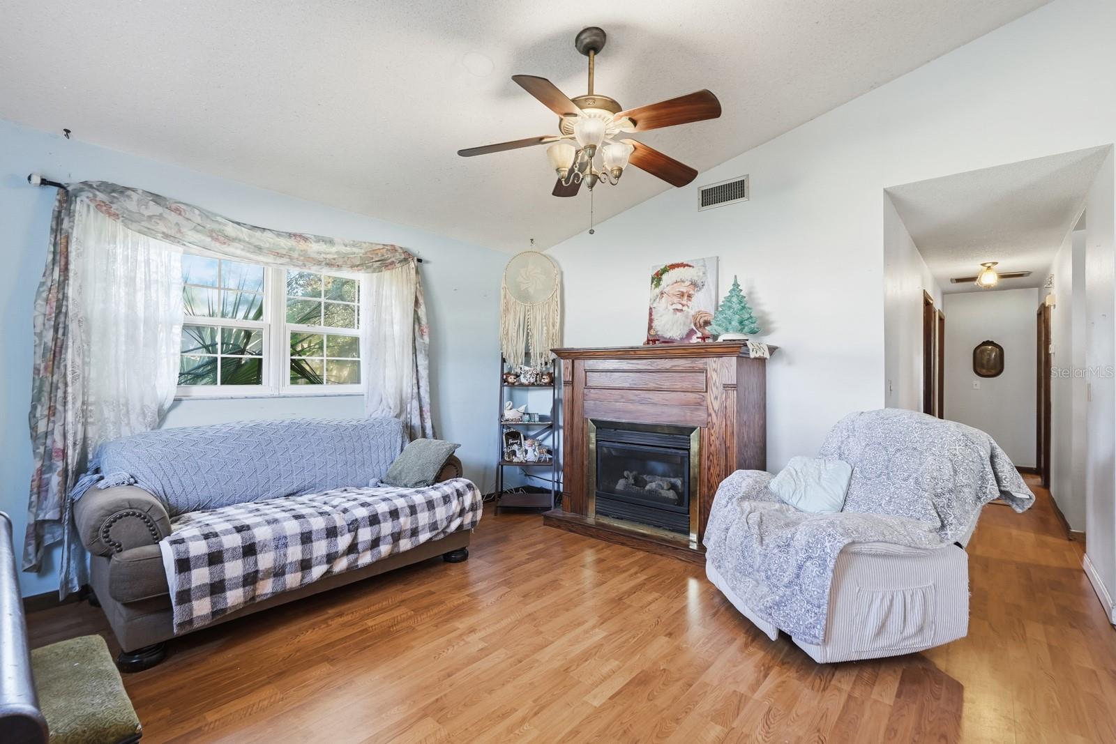 BRANDY HILLS UNIT 01 - Residential