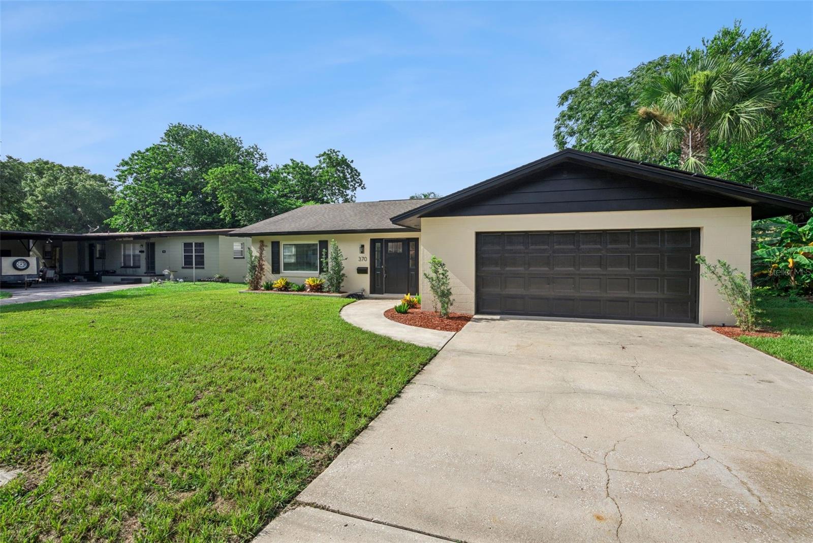 370 SULTANA LANE