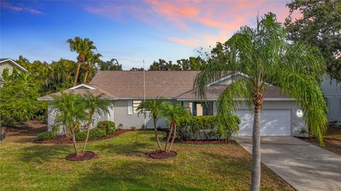 Photo of 4779 Maid Marian Ln, Sarasota, FL 34232 (MLS # A4674785)