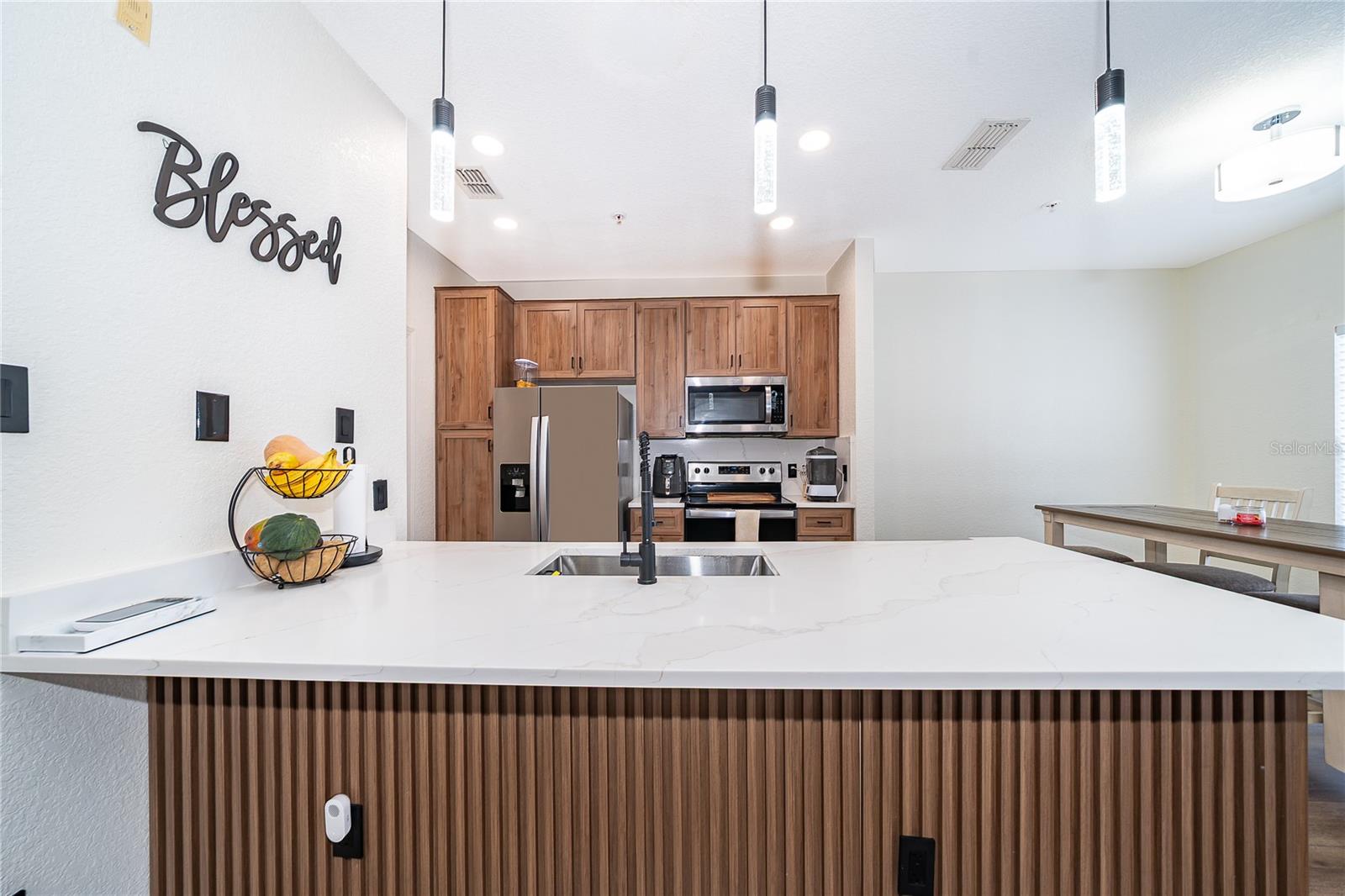 ESTATES/PK CENTRAL CONDO - Residential