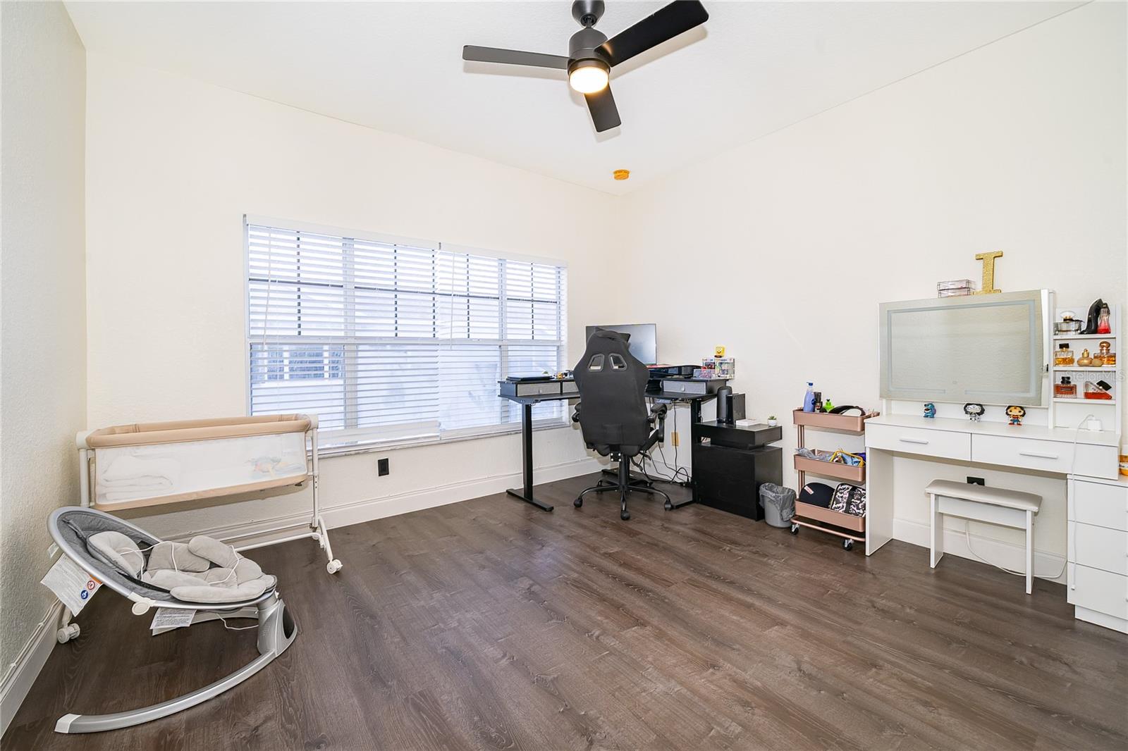 ESTATES/PK CENTRAL CONDO - Residential