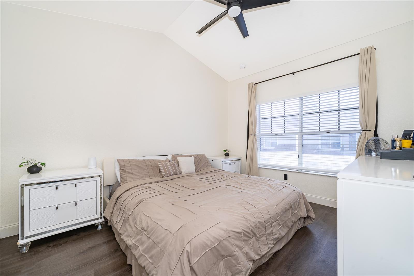 ESTATES/PK CENTRAL CONDO - Residential