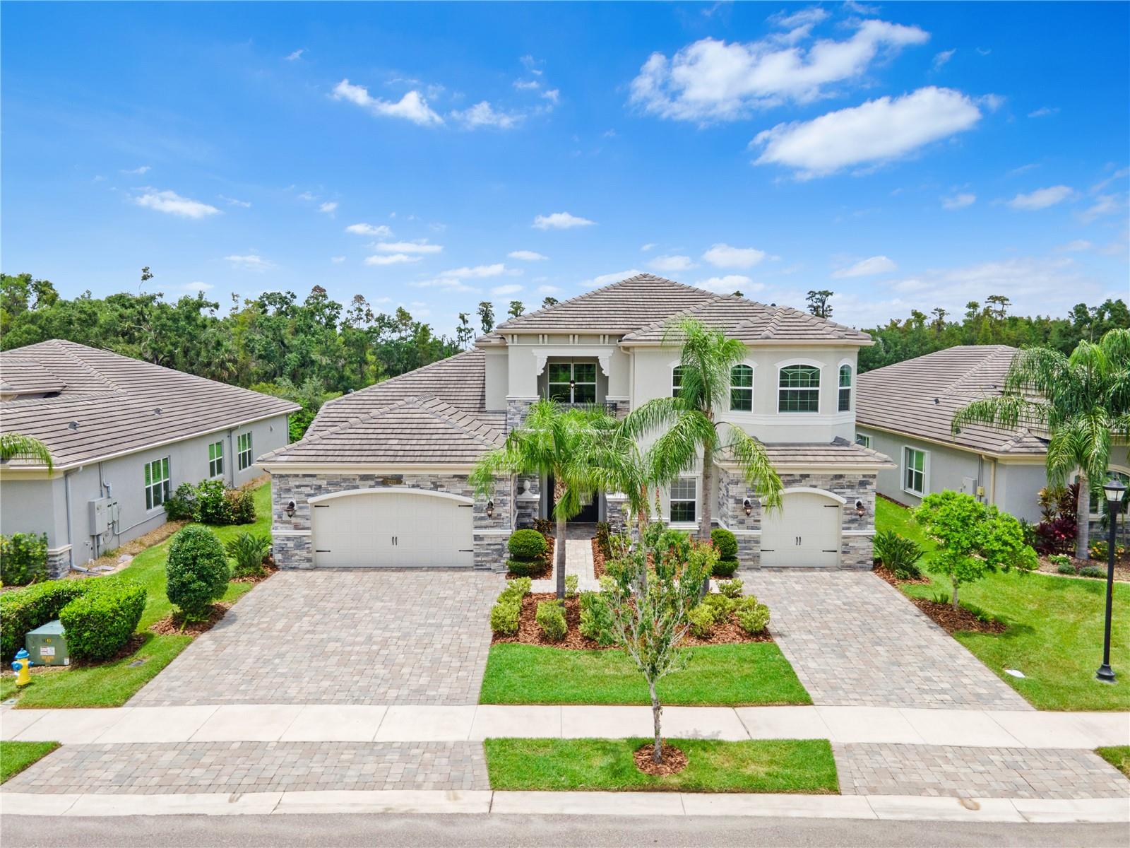 2321 HOLLOW FOREST COURT