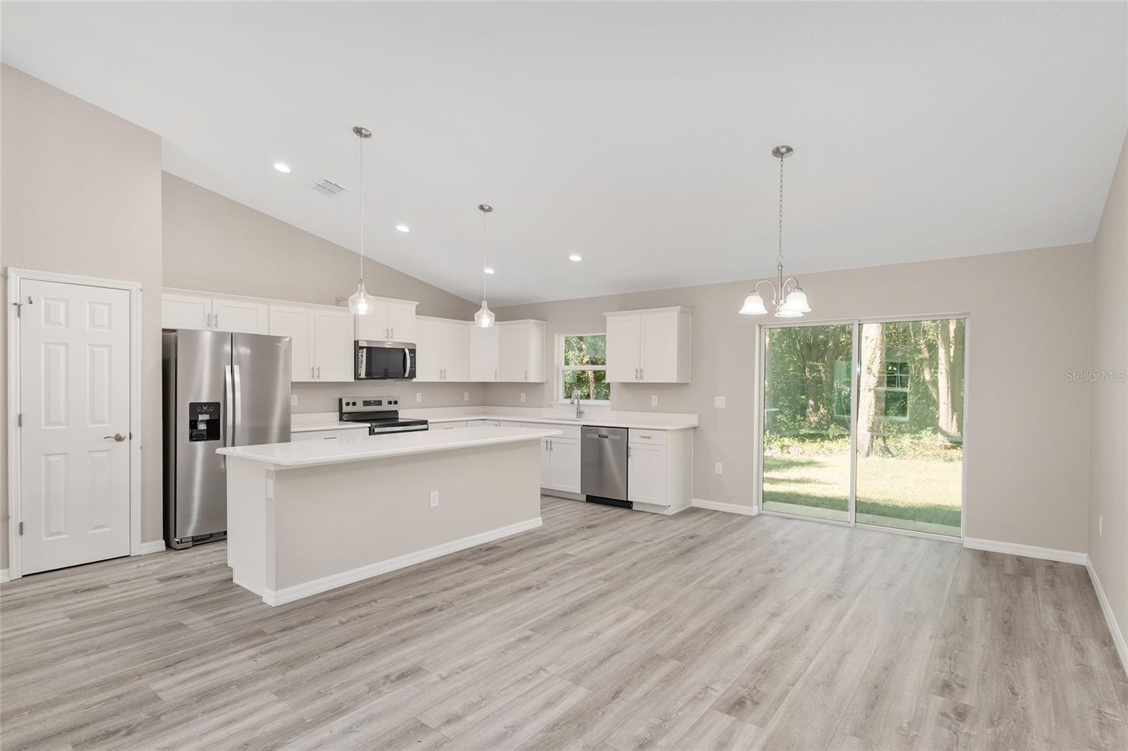 CITRUS SPGS UNIT 18 - Residential