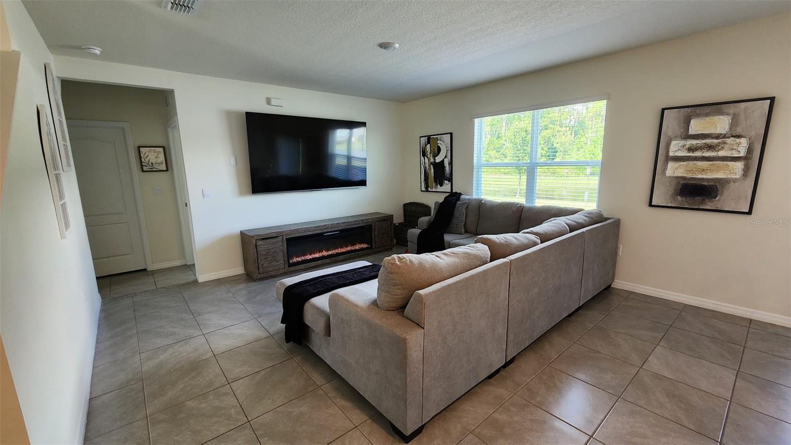 GREENBRIER/BAYTREEPH 2 - Residential Lease