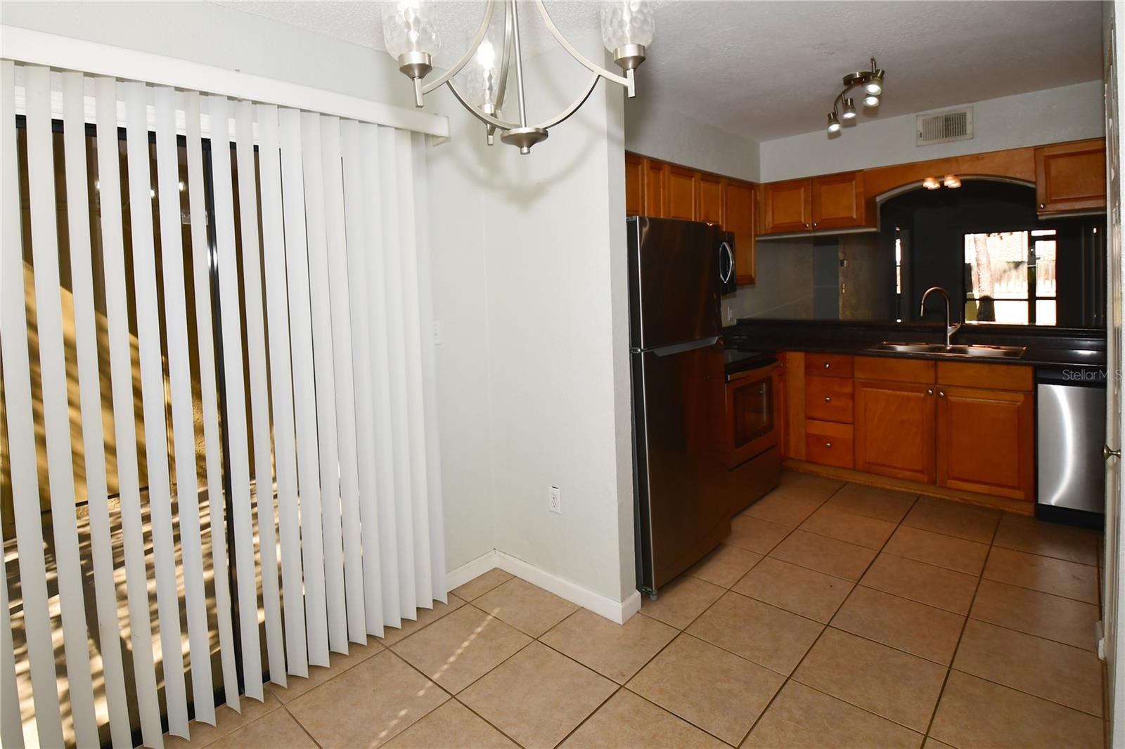 BELLA VISTA ON LAKE - Residential Lease