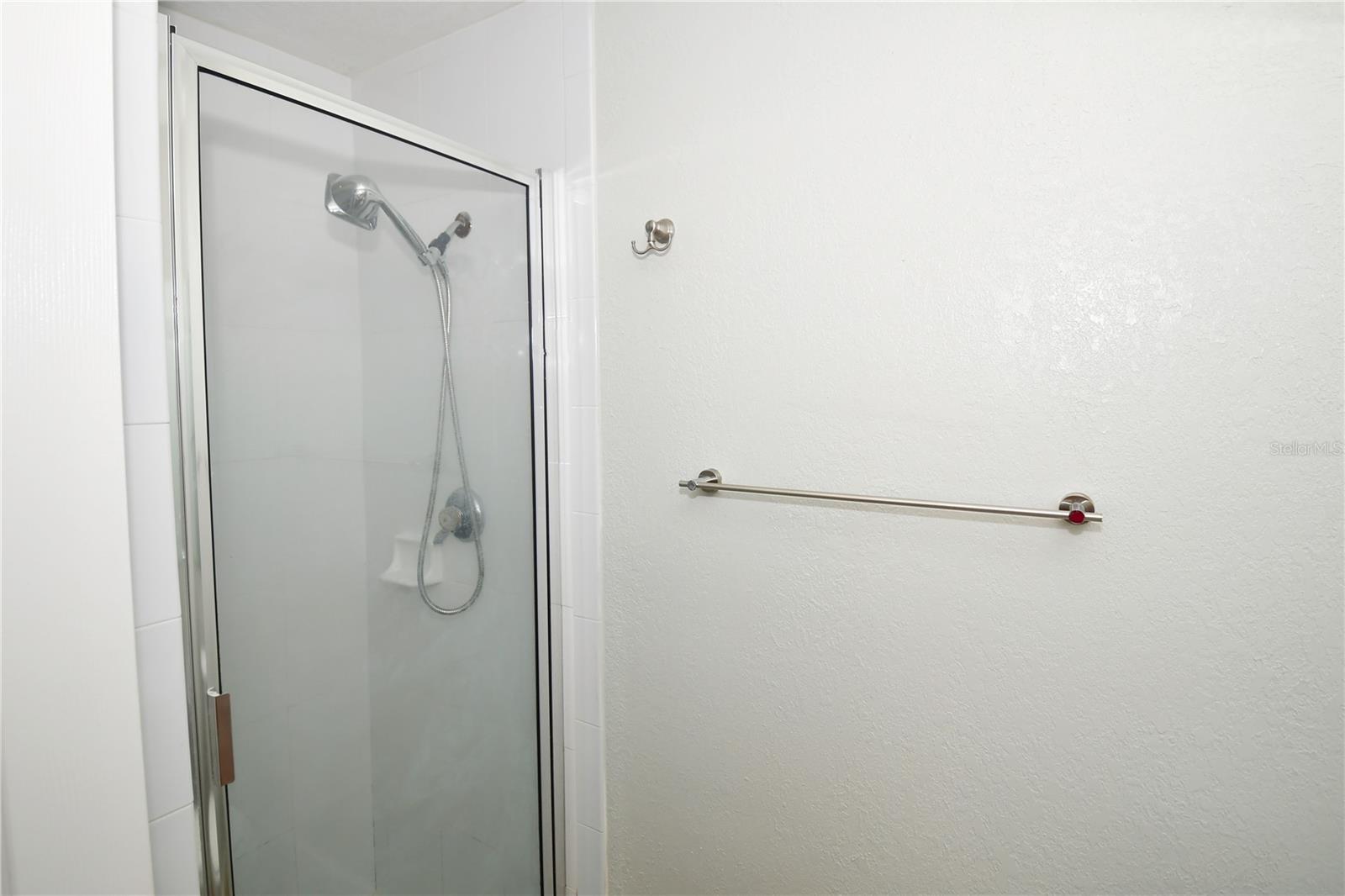 BELLA VISTA ON LAKE - Residential Lease