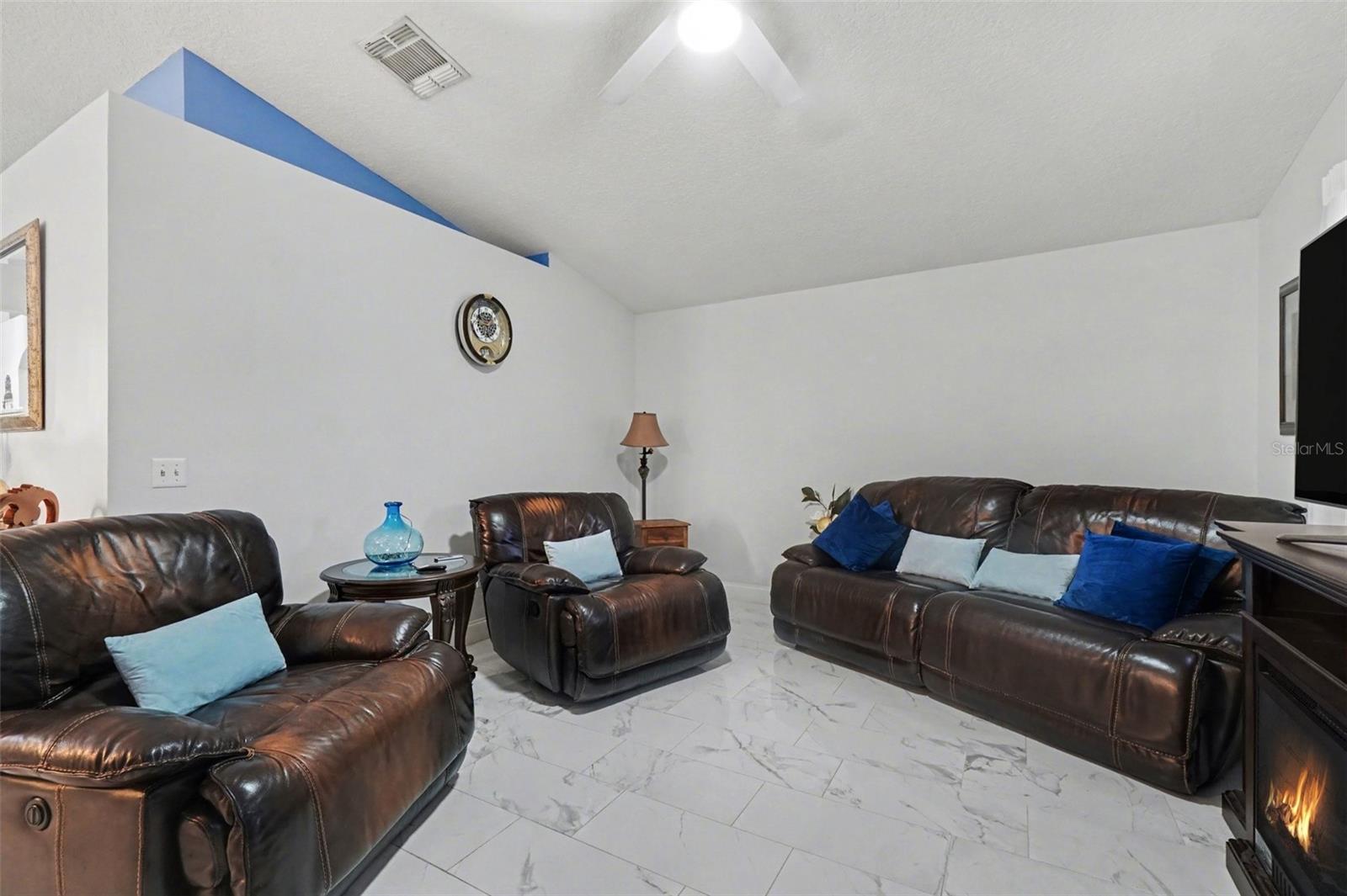 PINES WEKIVA SEC 01 02 & 03 PH 02 - Residential