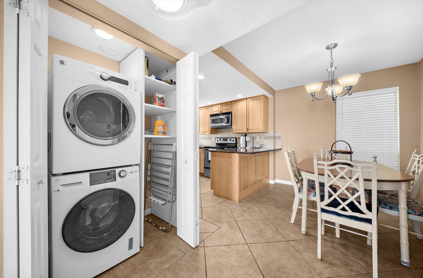 6157 MIDNIGHT PASS ROAD E75, SARASOTA, FL, 34242 3 6157 MIDNIGHT PASS ROAD E75