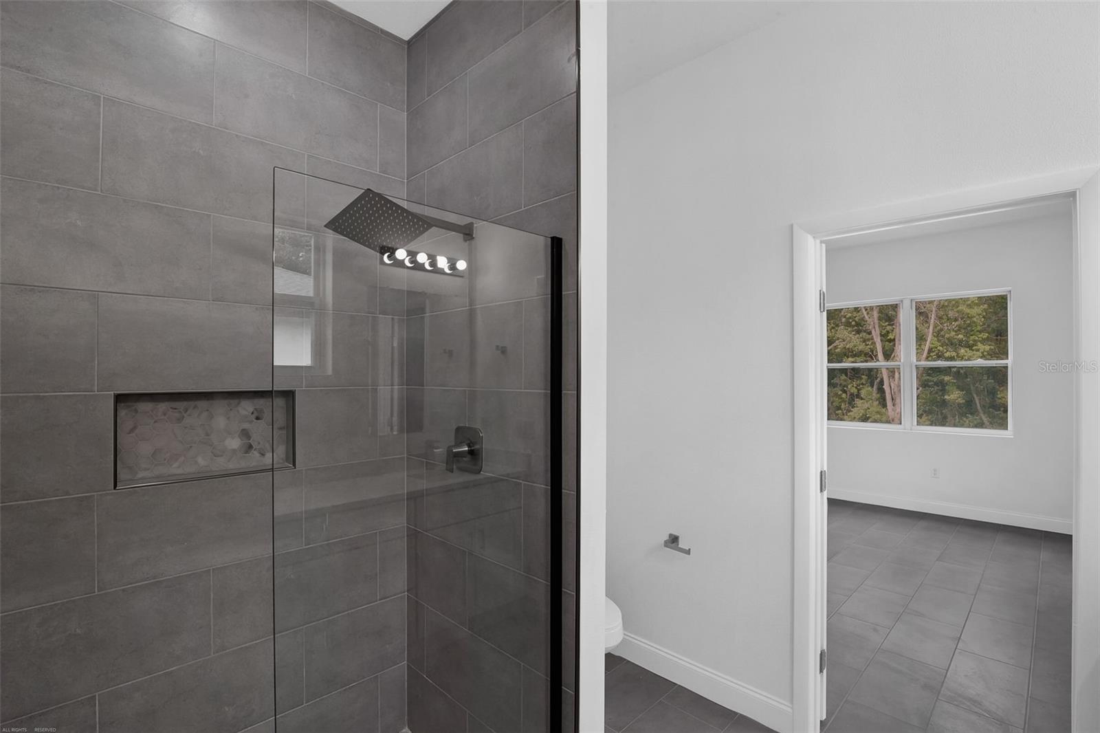 RAINBOW LAKES ESTATE - Residential