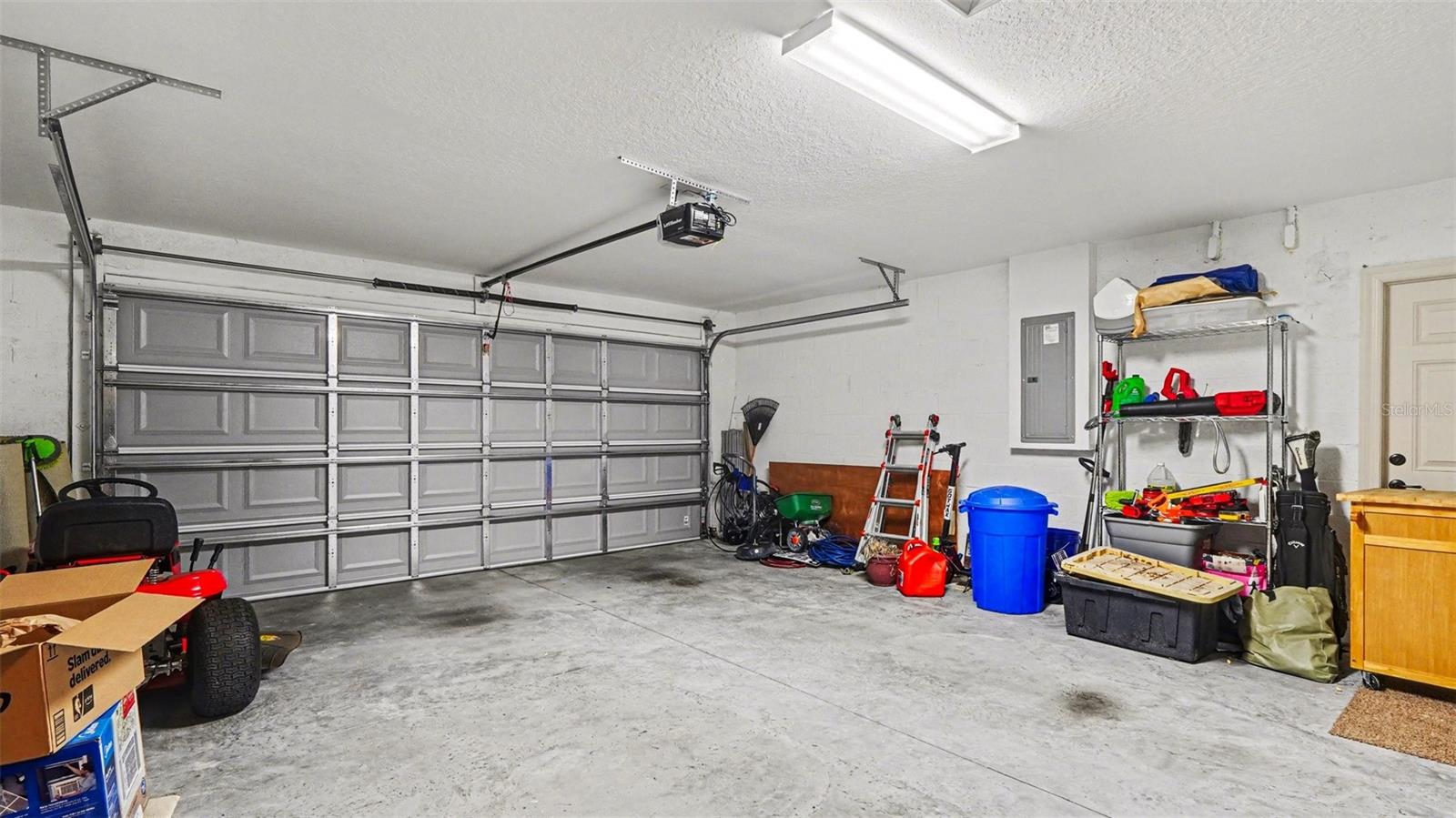 MARION OAKS UN 04 - Residential