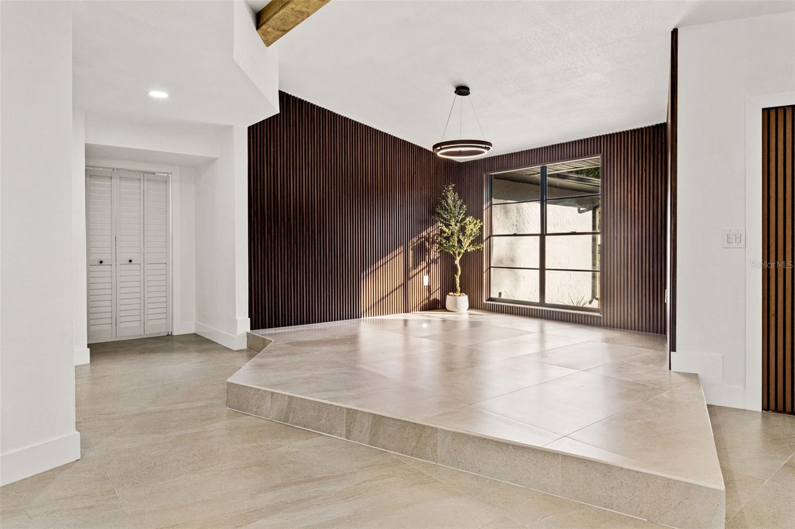 RIVER COUNTRY ESTATES - Residential