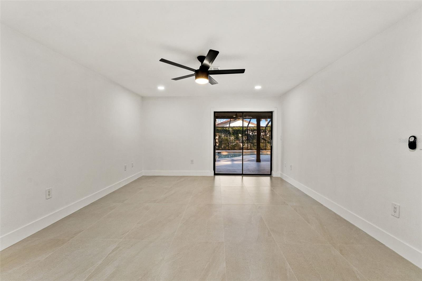 RIVER COUNTRY ESTATES - Residential