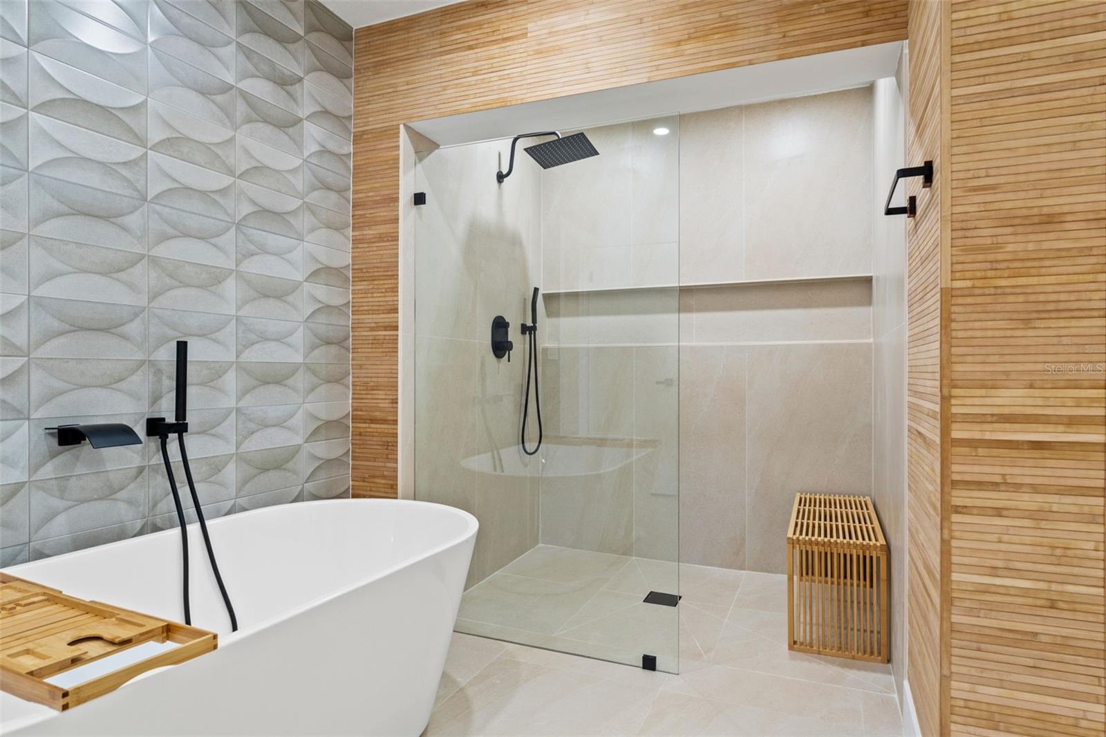 RIVER COUNTRY ESTATES - Residential