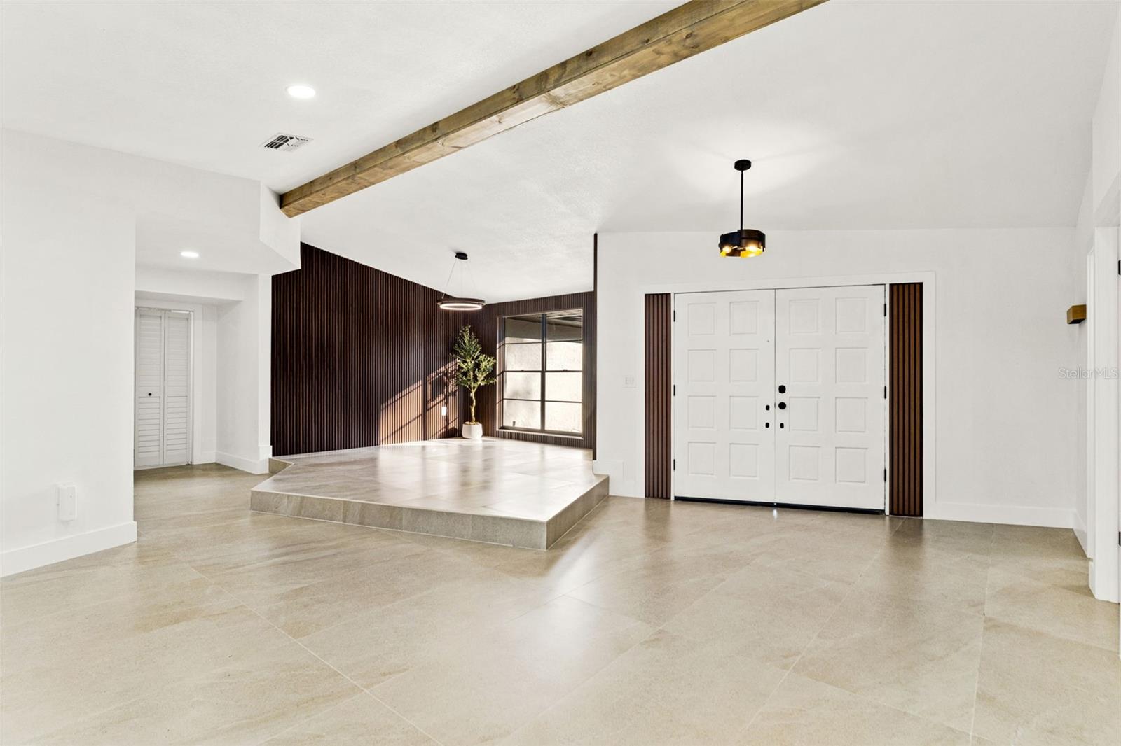 RIVER COUNTRY ESTATES - Residential