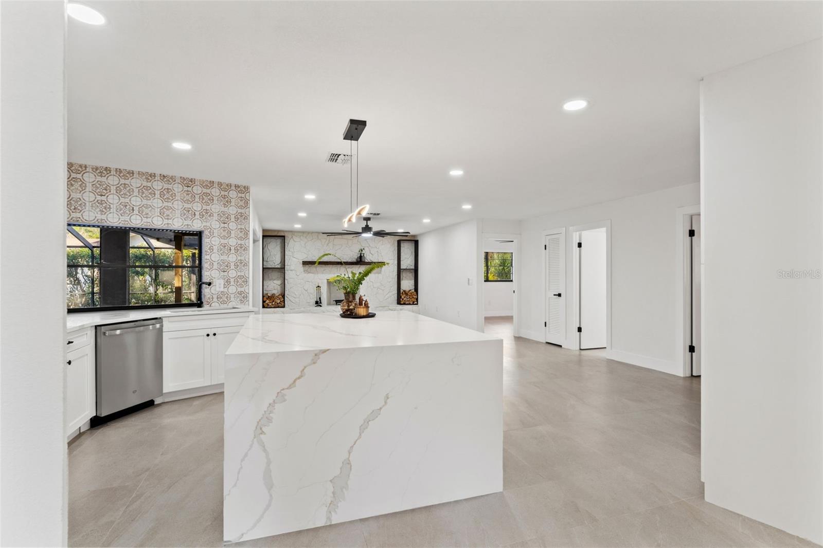 RIVER COUNTRY ESTATES - Residential