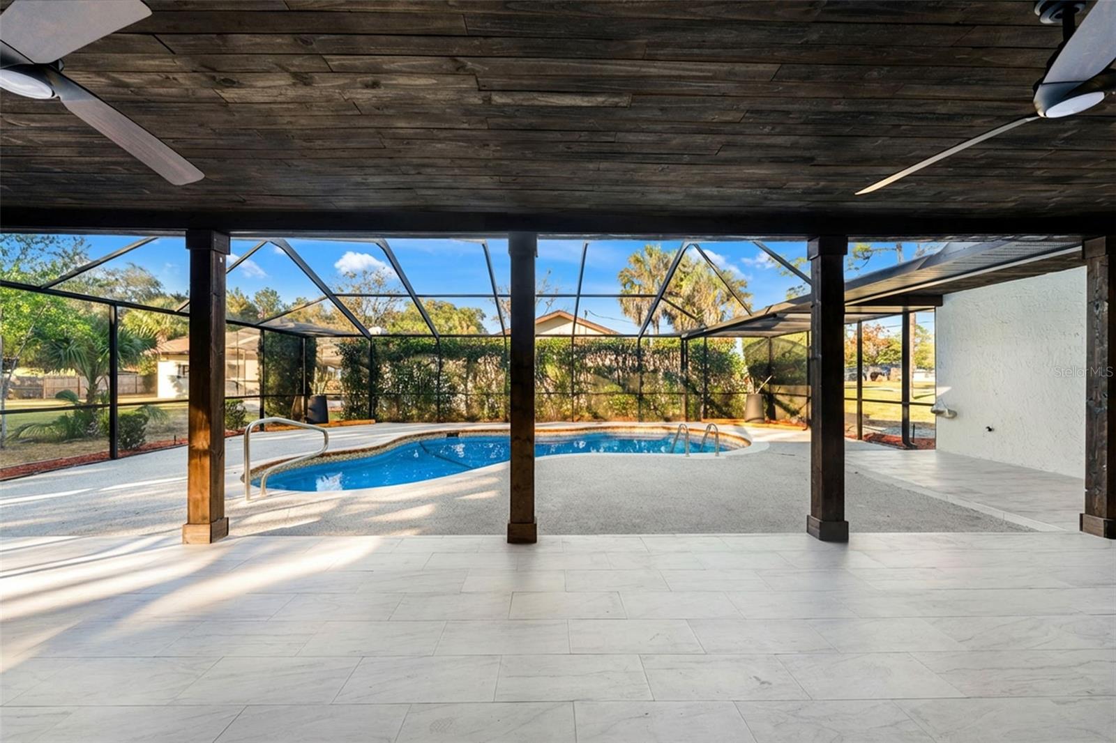 RIVER COUNTRY ESTATES - Residential