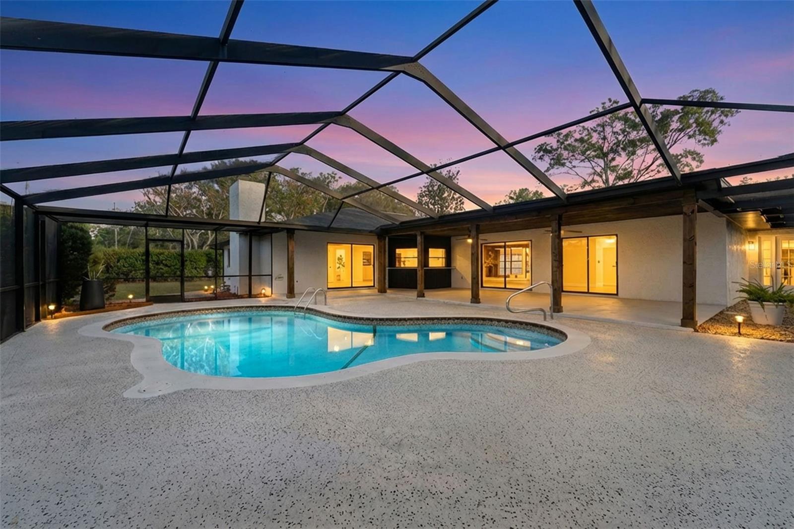 RIVER COUNTRY ESTATES - Residential