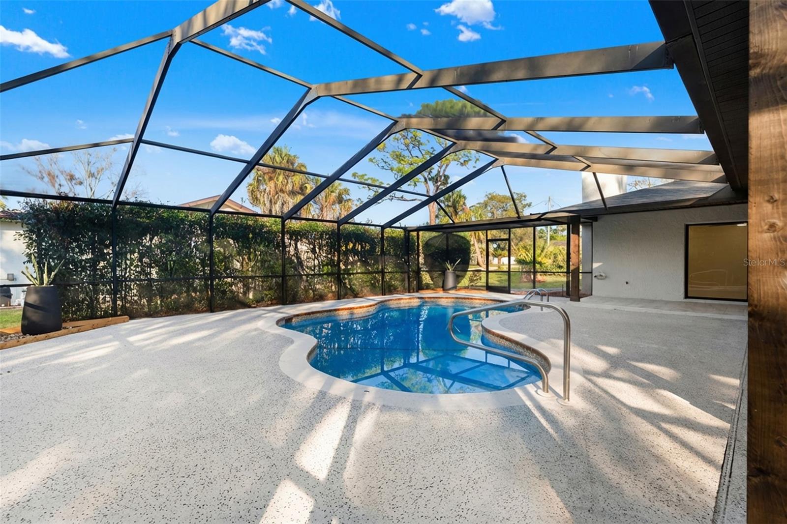 RIVER COUNTRY ESTATES - Residential