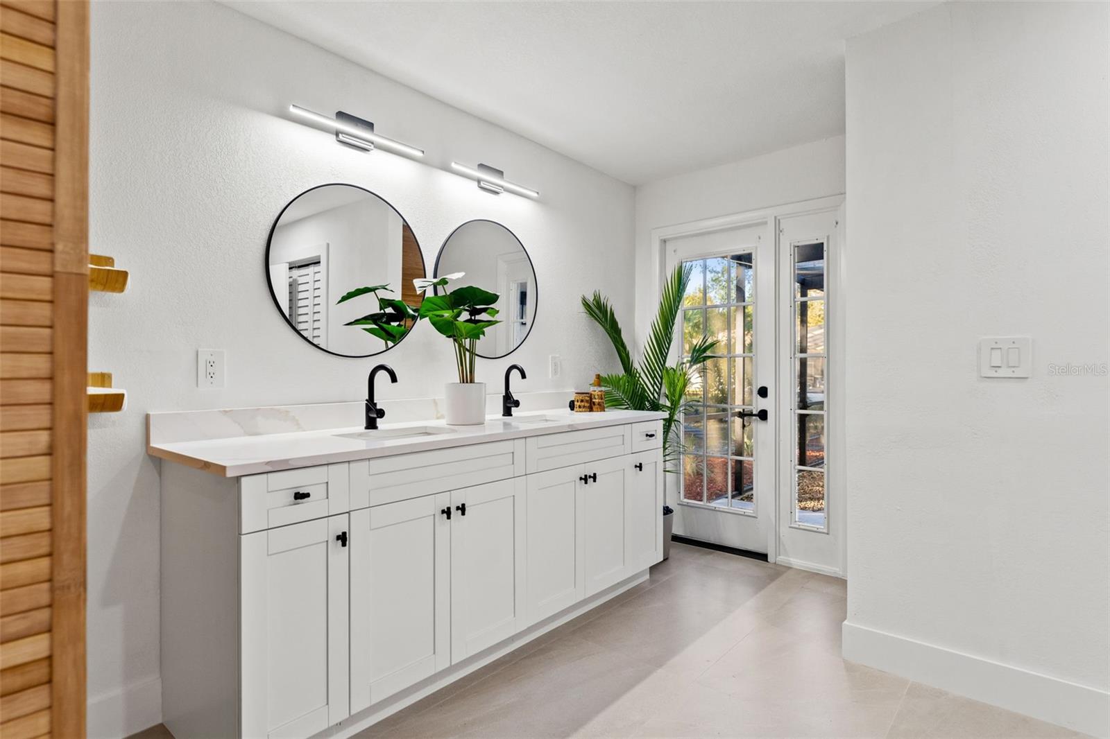 RIVER COUNTRY ESTATES - Residential