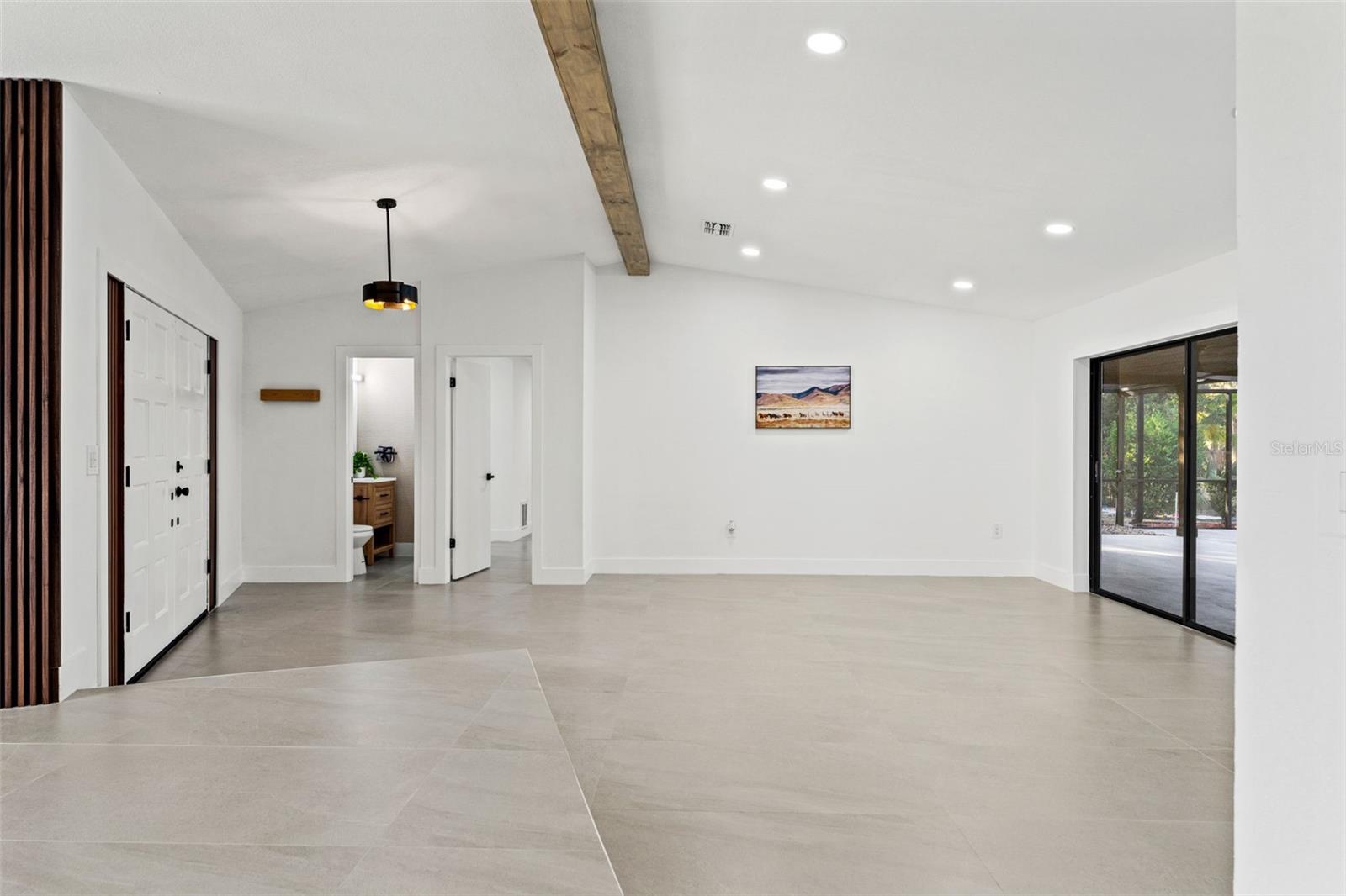 RIVER COUNTRY ESTATES - Residential