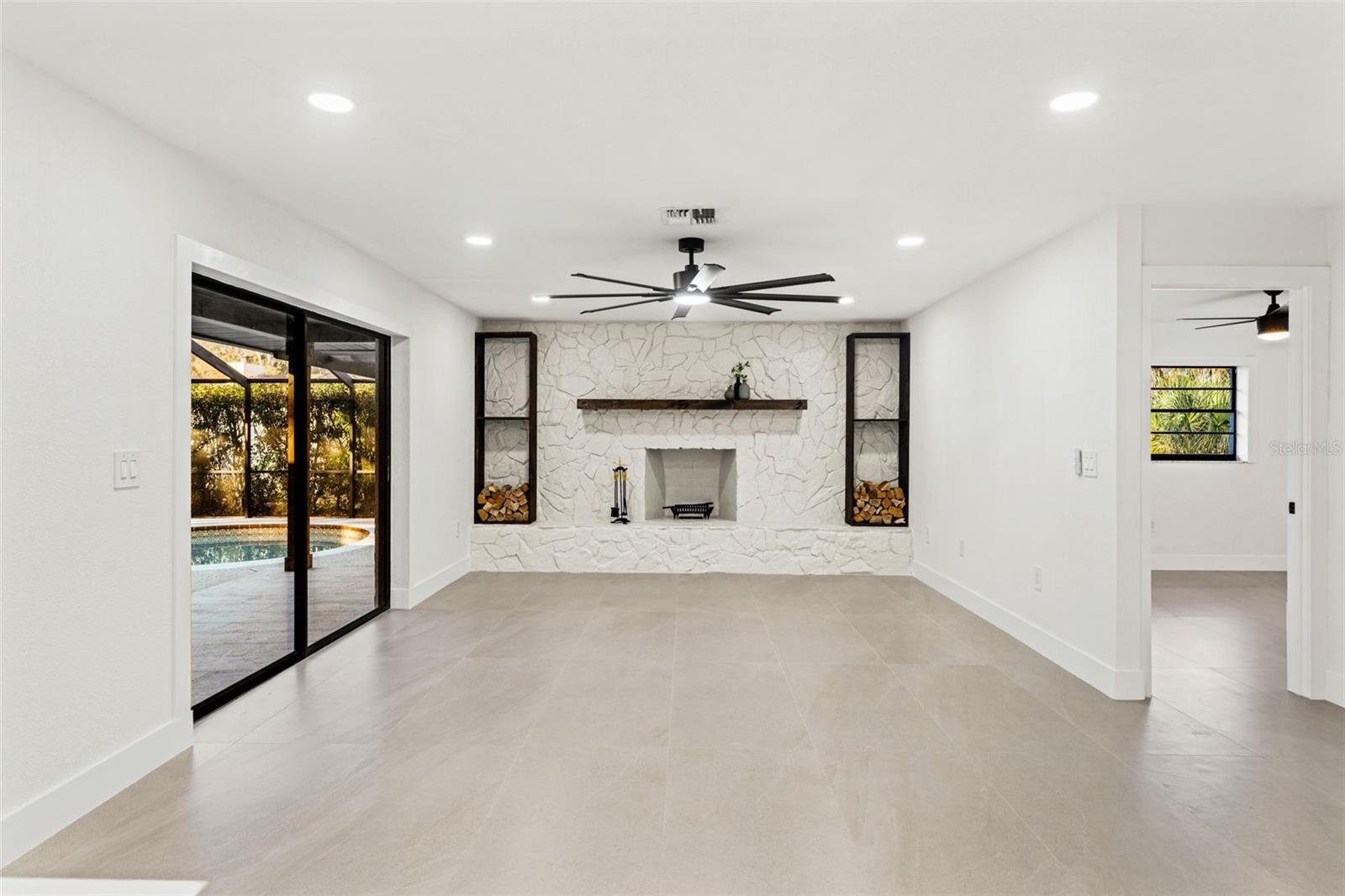 RIVER COUNTRY ESTATES - Residential