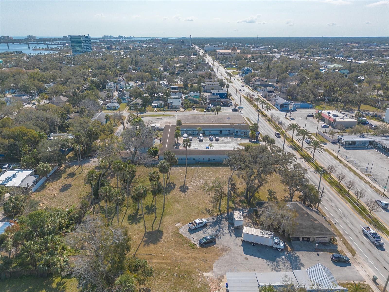 629 N RIDGEWOOD AVENUE